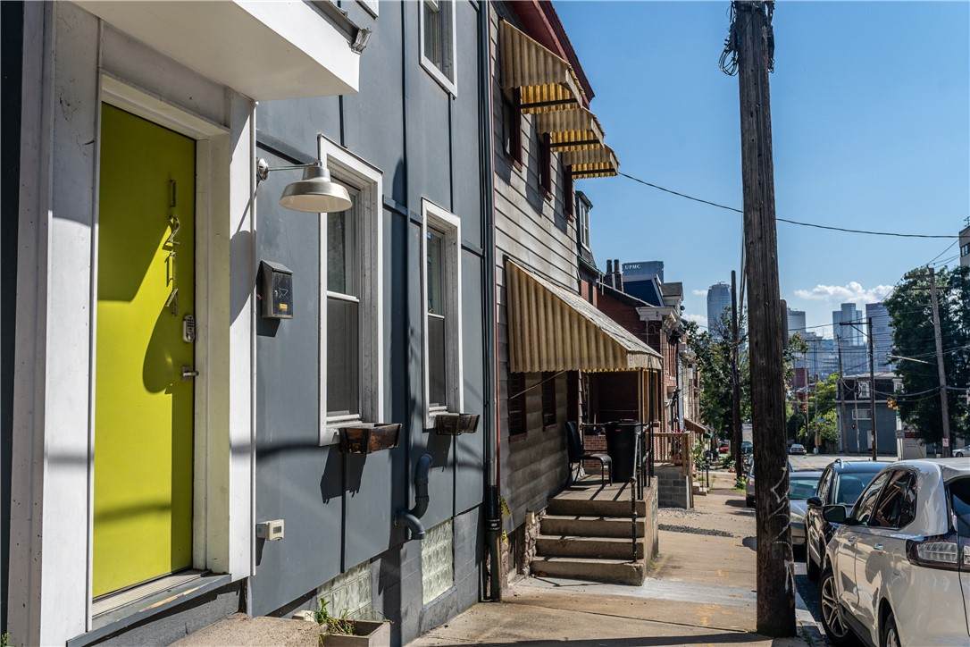 1214 James St - Photo 1