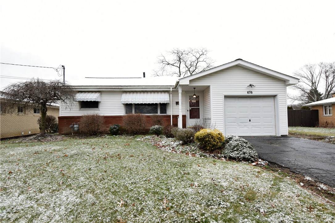 676 Lillian Dr. - Photo 1