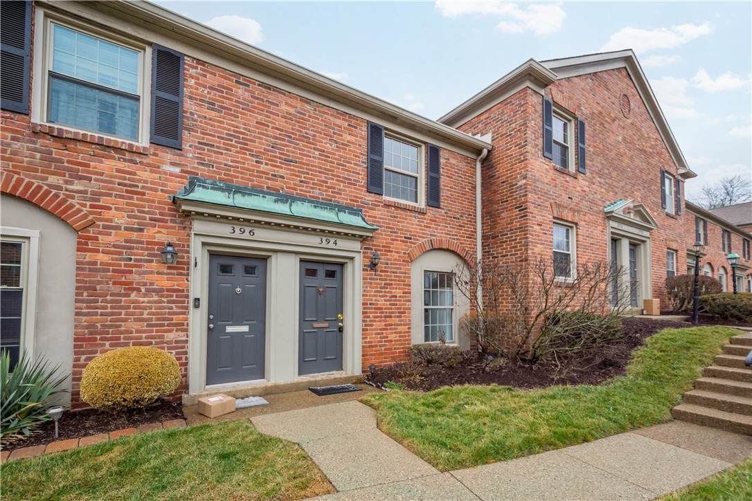 394 Newburn Dr - Photo 1