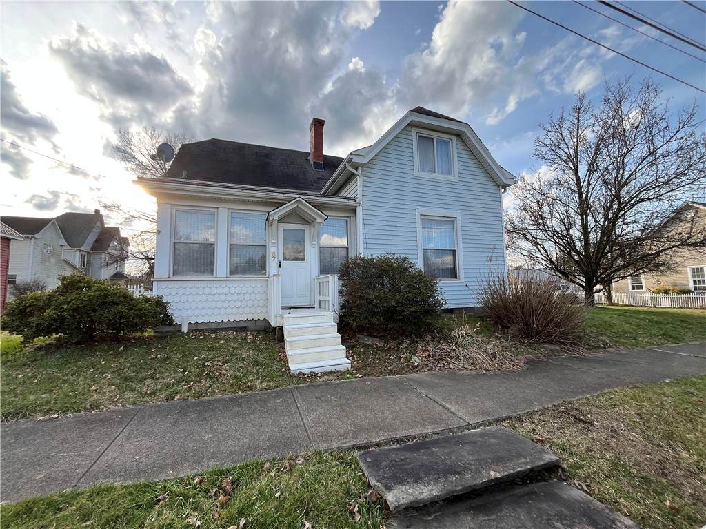 67 Sycamore Street - Photo 1