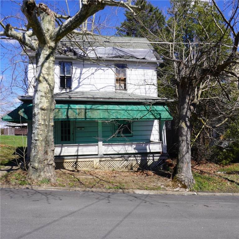 60 Race St - Photo 1