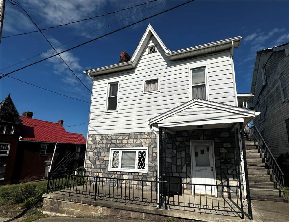 236 Crawford Ave - Photo 1