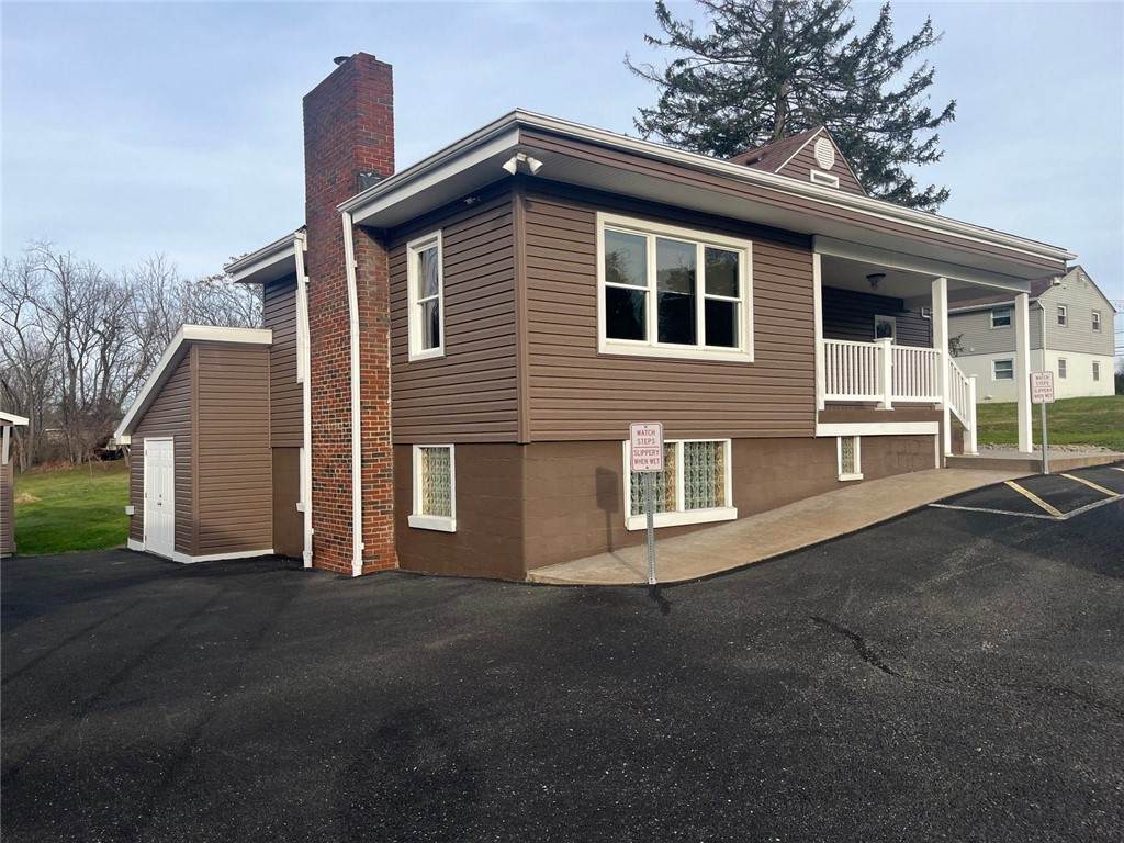 1126 Pittsburgh Rd - Photo 1