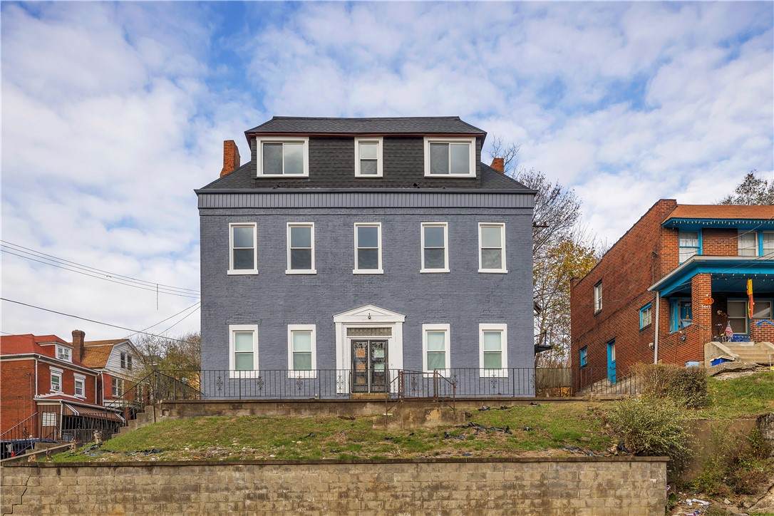 5433 Broad St - Photo 1