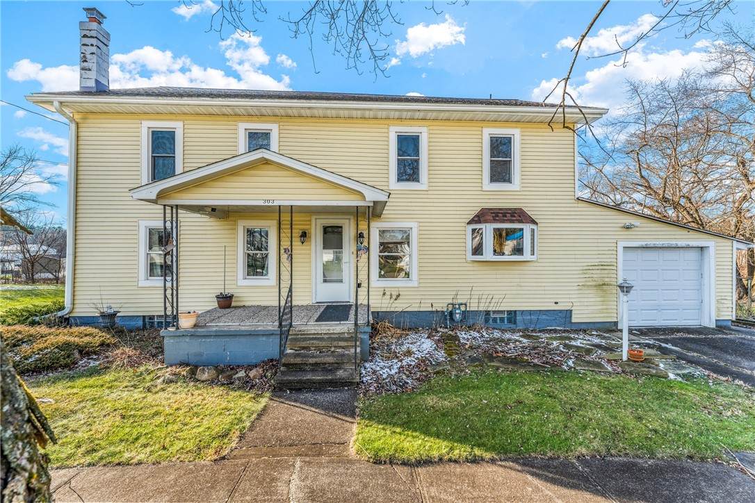 303 Water St - Photo 1
