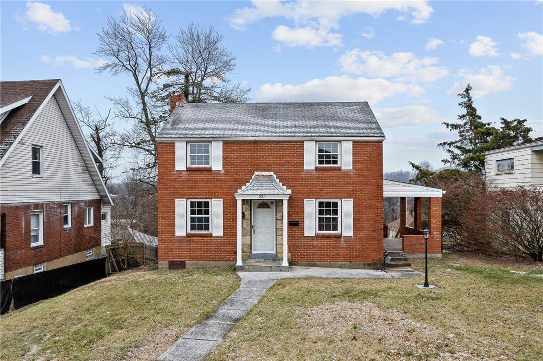 321 Arlington Ave - Photo 1