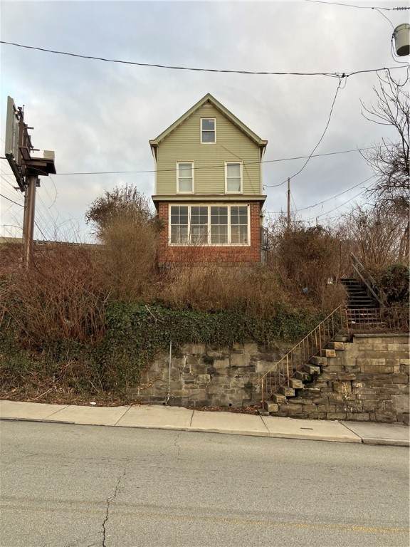 505 South Park St - Photo 1
