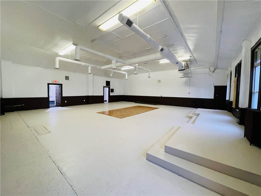 906 Penn Ave - Photo 1