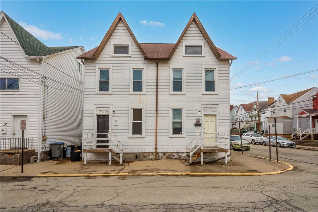 157-159 Grant Ave - Photo 1