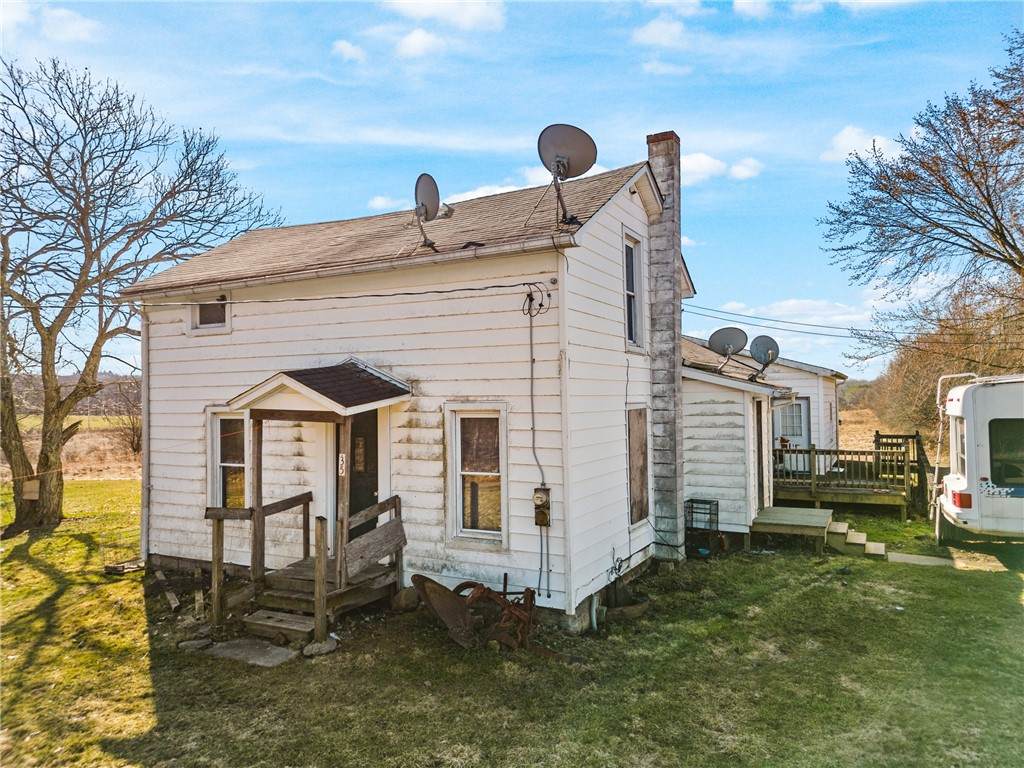 35 Falconbridge Ln - Photo 1