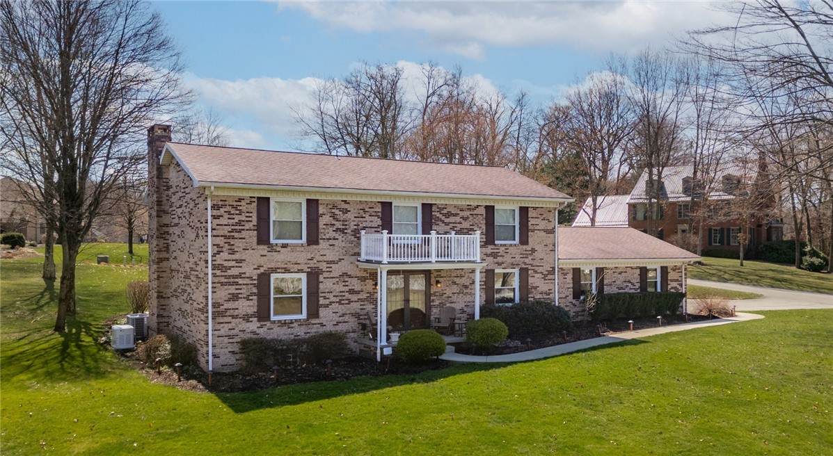 1 Oakhurst Dr - Photo 1