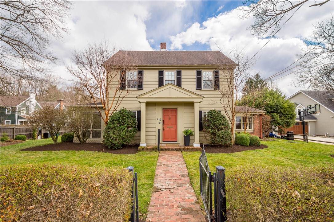 410 Edgeworth Ln - Photo 1