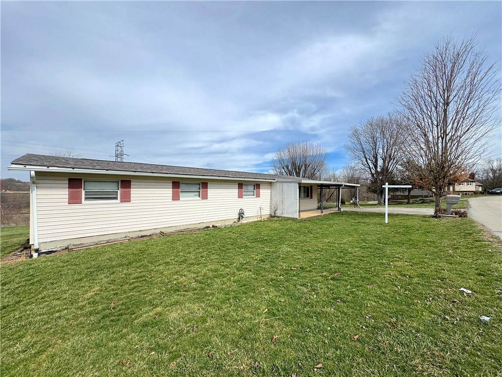 107 Airport Road - Photo 1