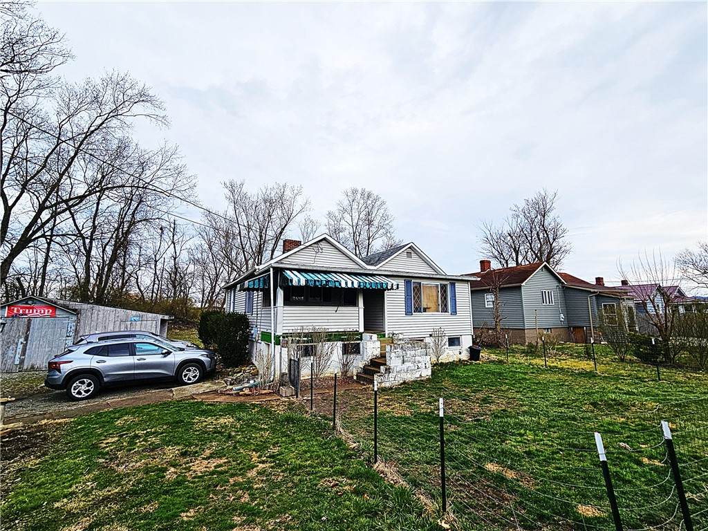146 Hillcrest Dr - Photo 1