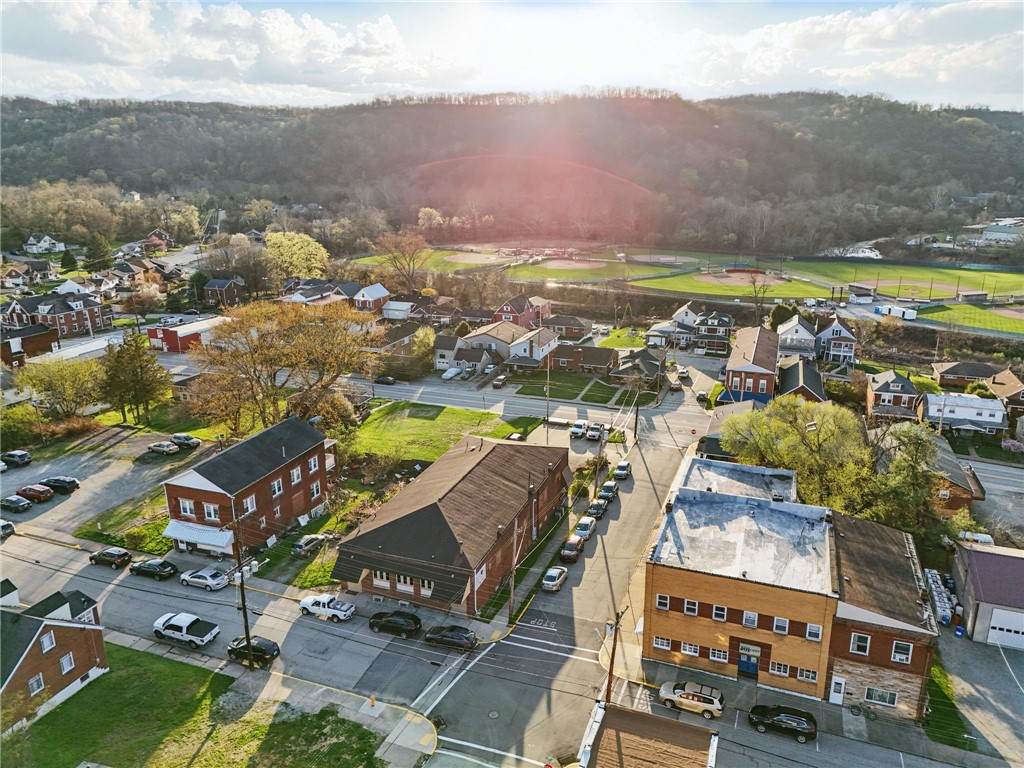 235 Cavitt Ave - Photo 1