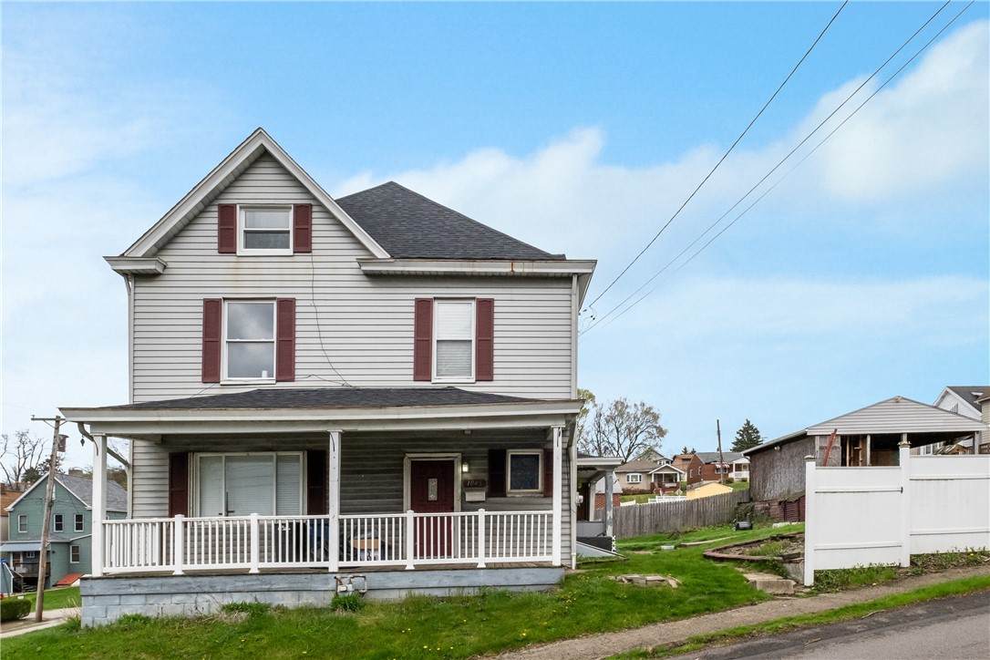 1045 Park Ave - Photo 1