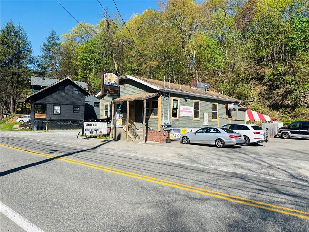 325 Camp Horne Rd - Photo 1