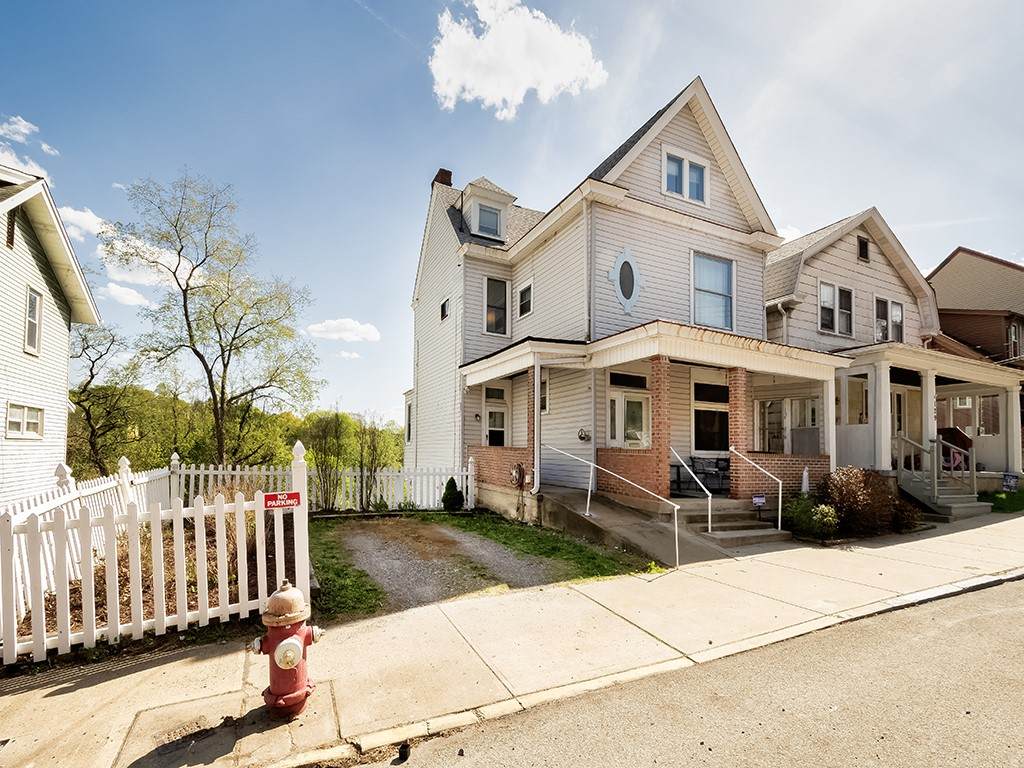 131 Dunlap St - Photo 1