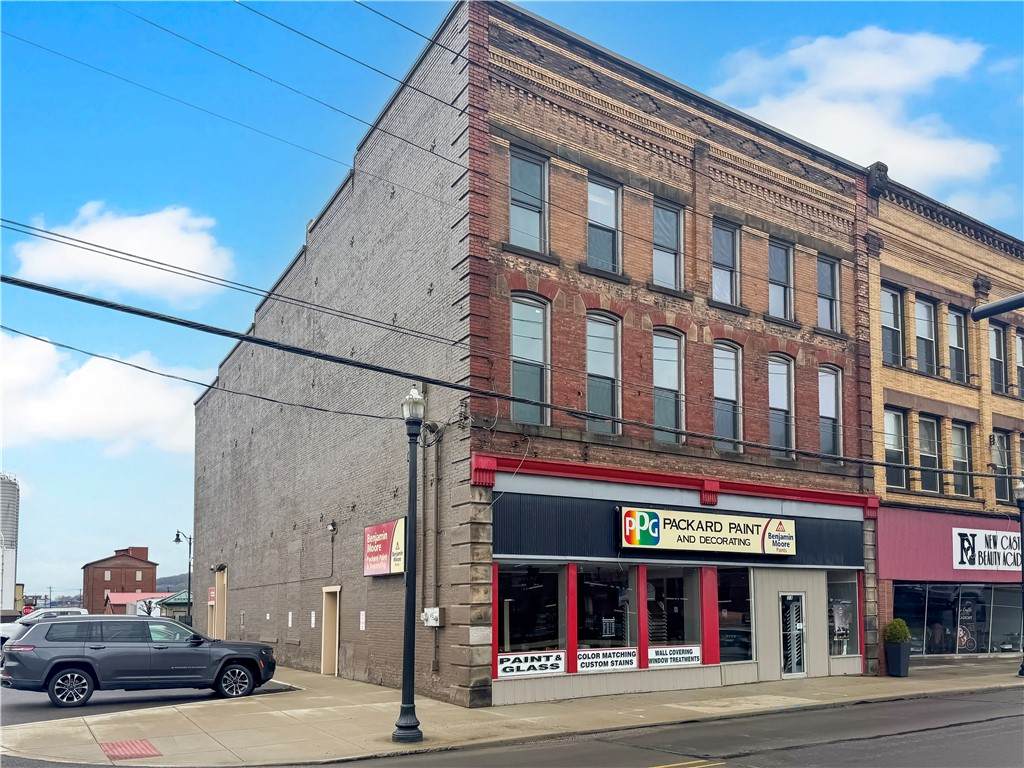 318 Washington Street - Photo 1