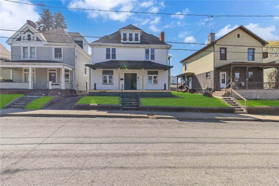 427 Jackson St - Photo 1