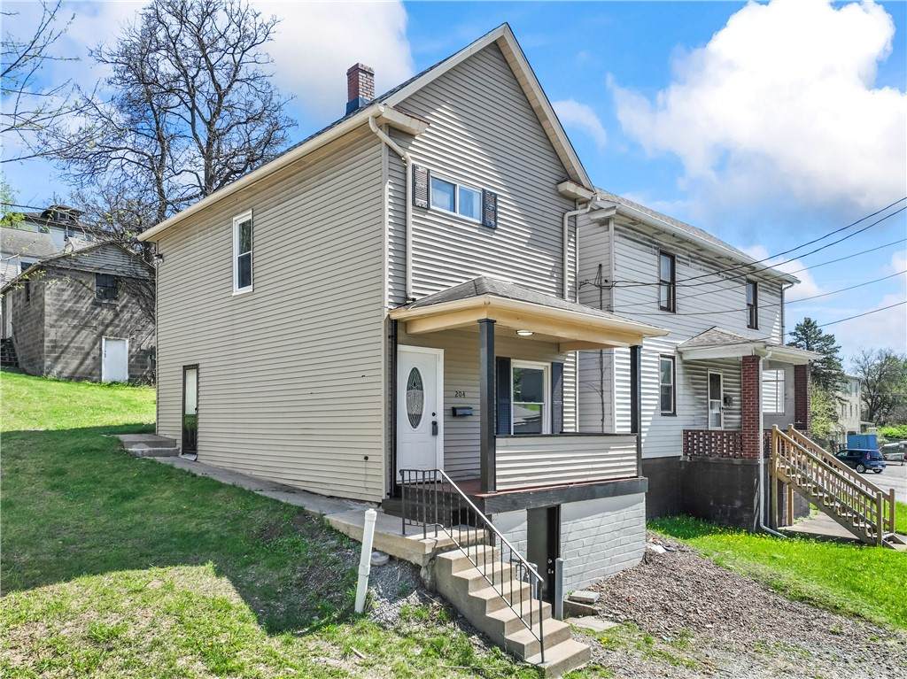 204 4th St - Photo 1