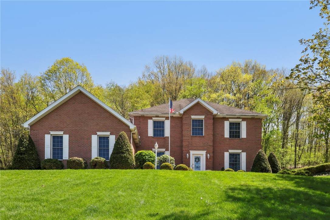 1003 Hunt Club Court - Photo 1