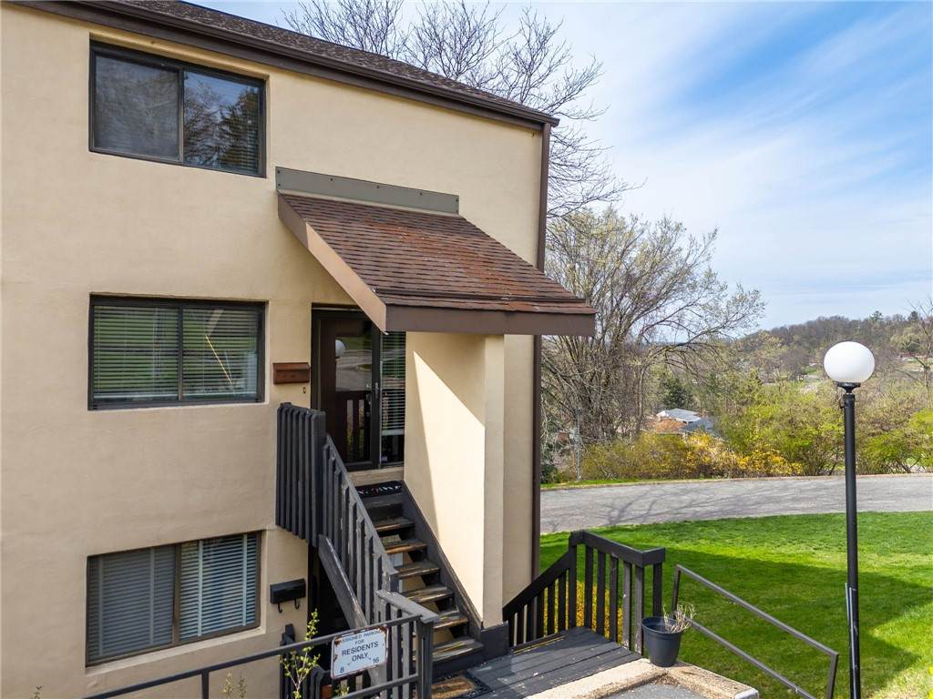 2034 Swallow Hill Rd - Photo 1