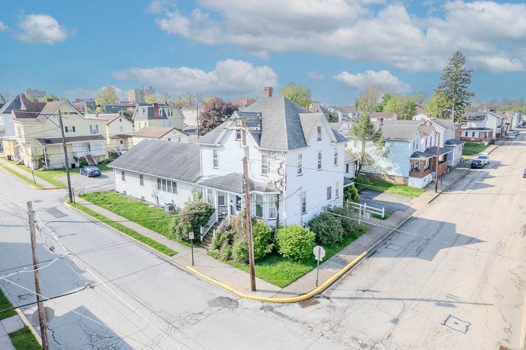 501 Alexandria St - Photo 1