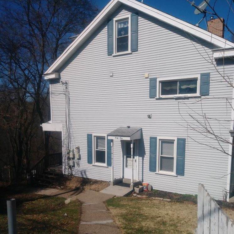 41 Sylvia Ave - Photo 1