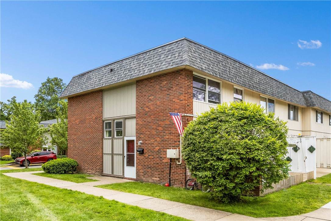235 College Park Dr - Photo 1