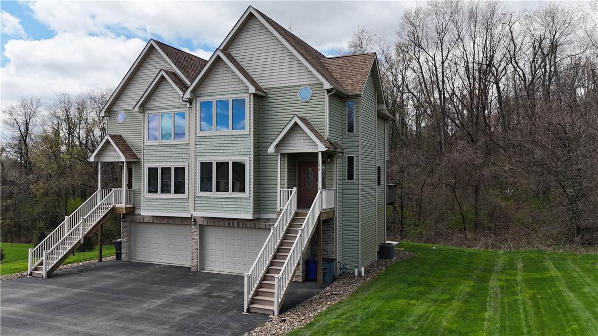 373 Cherokee Drive - Photo 1