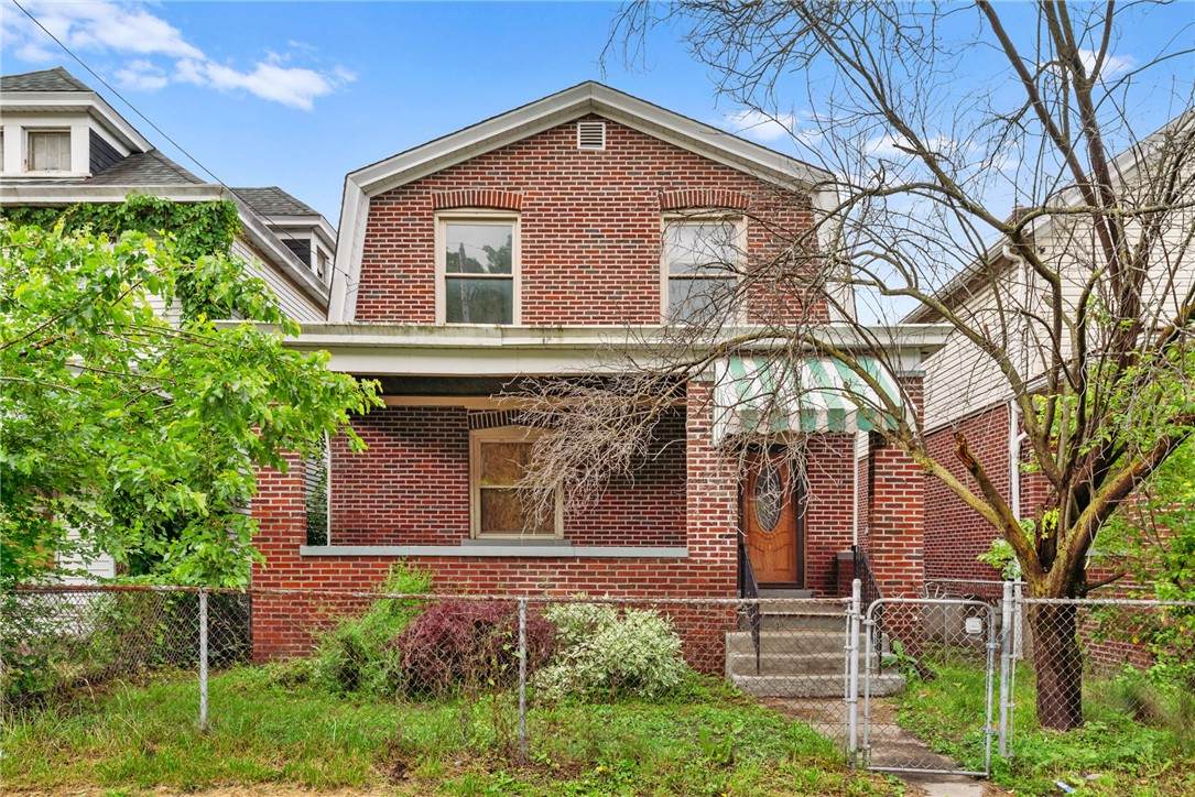 533 Woodward Ave - Photo 1