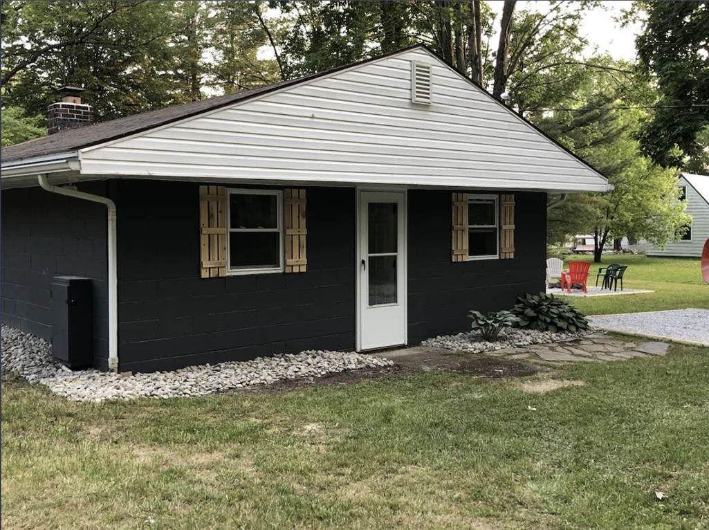 2057 Mccann Dr - Photo 1