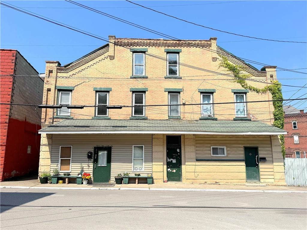 57 Connellsville St - Photo 1