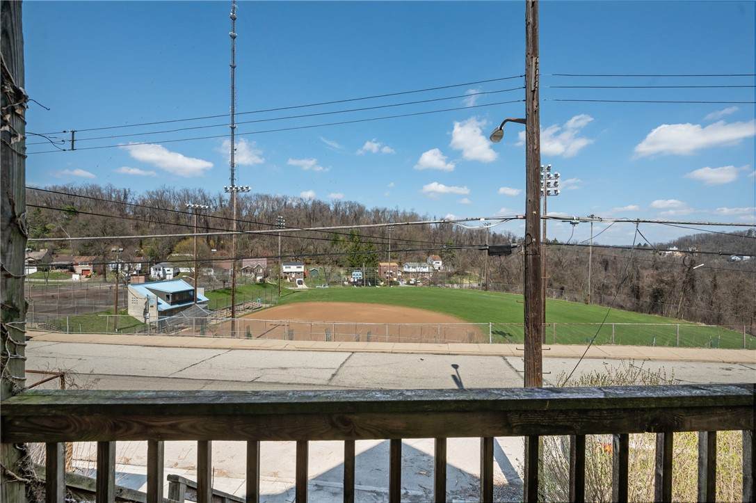 https://bt-photos.global.ssl.fastly.net/pittsburgh/orig_boomver_1_1705043-2.jpg