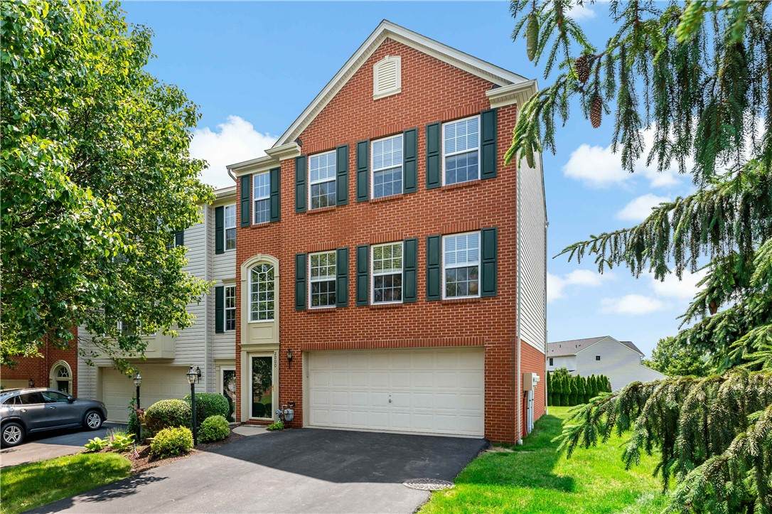 2000 Michael Dr - Photo 1