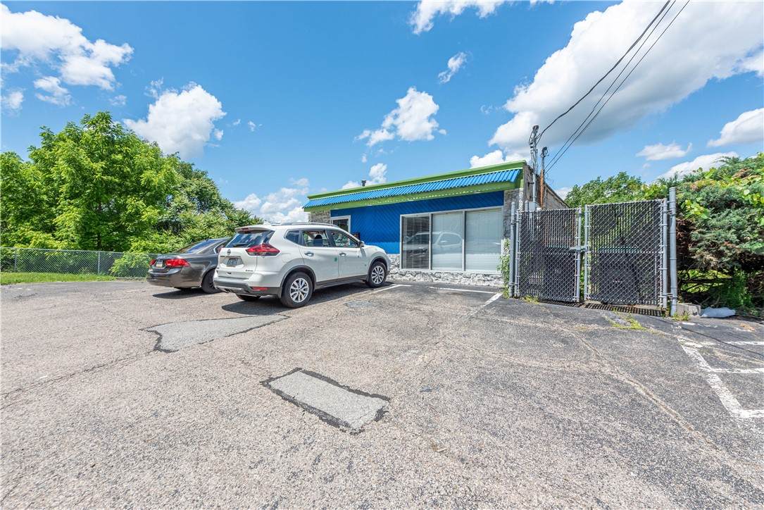 159 Clairton Blvd - Photo 1