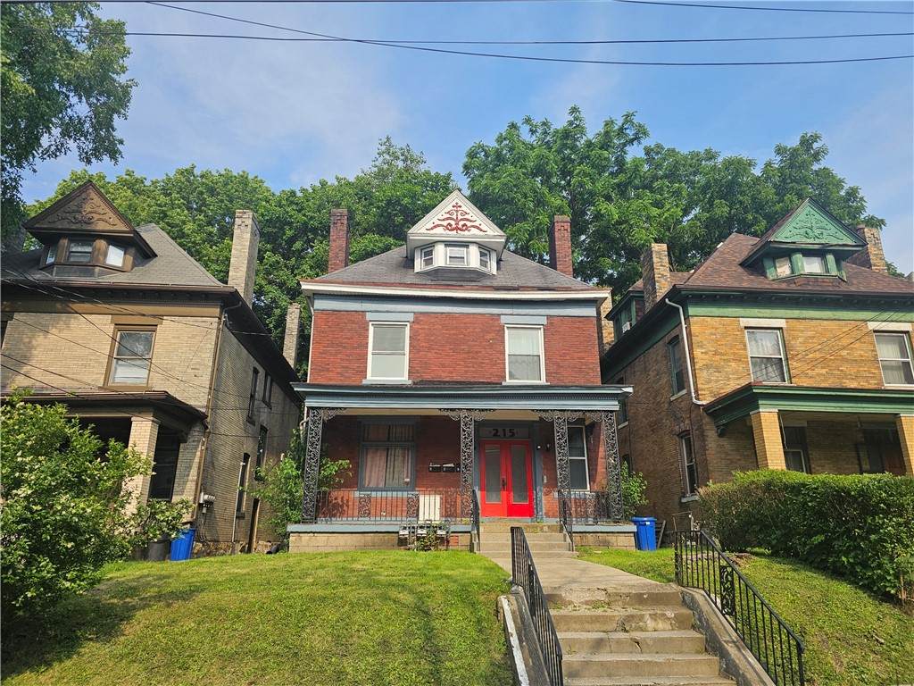 215 Aiken Ave - Photo 1