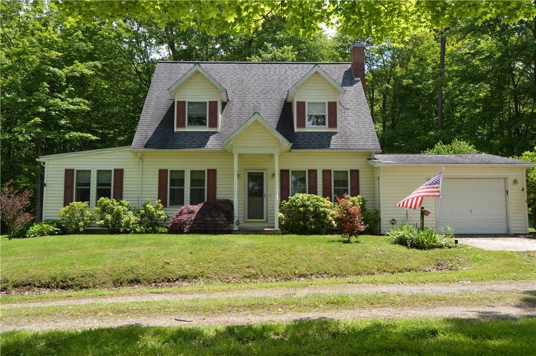 3244 Maple Ln - Photo 1
