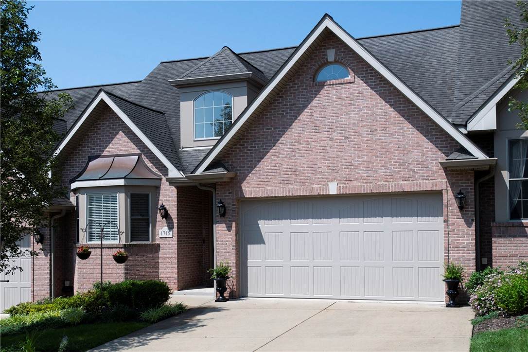 1715 Waterleaf Dr - Photo 1