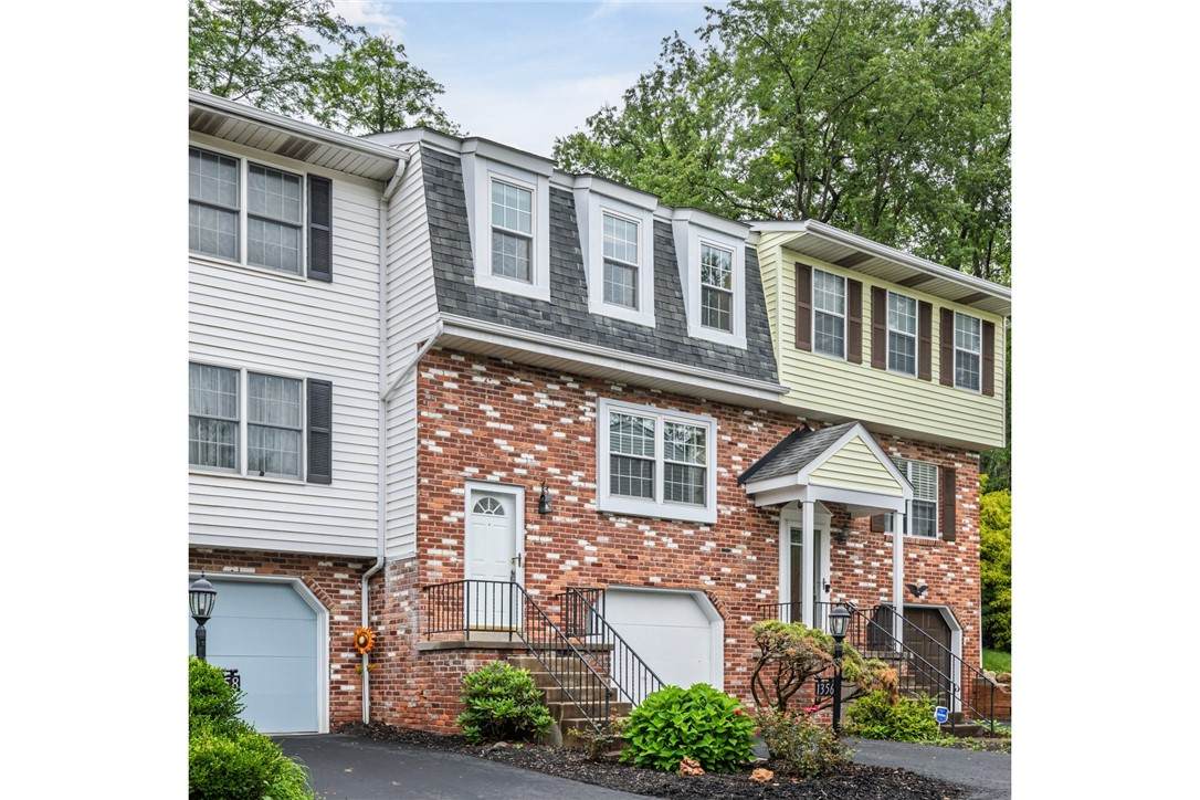 1356 Quail Run Cir - Photo 1