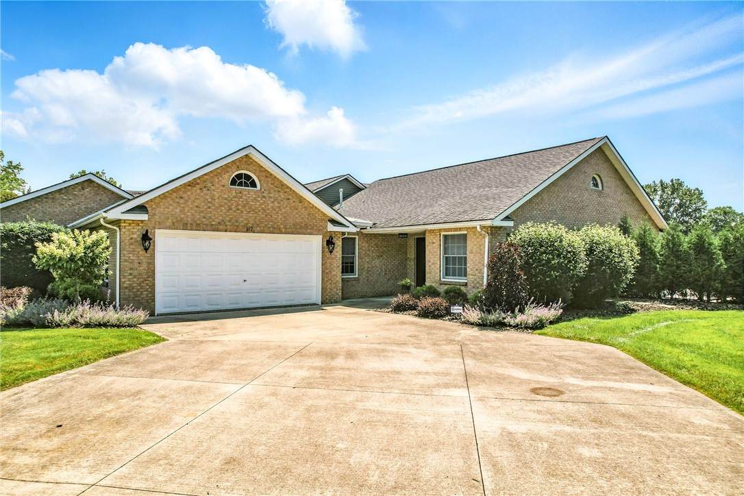 117 Clubhouse Circle - Photo 1