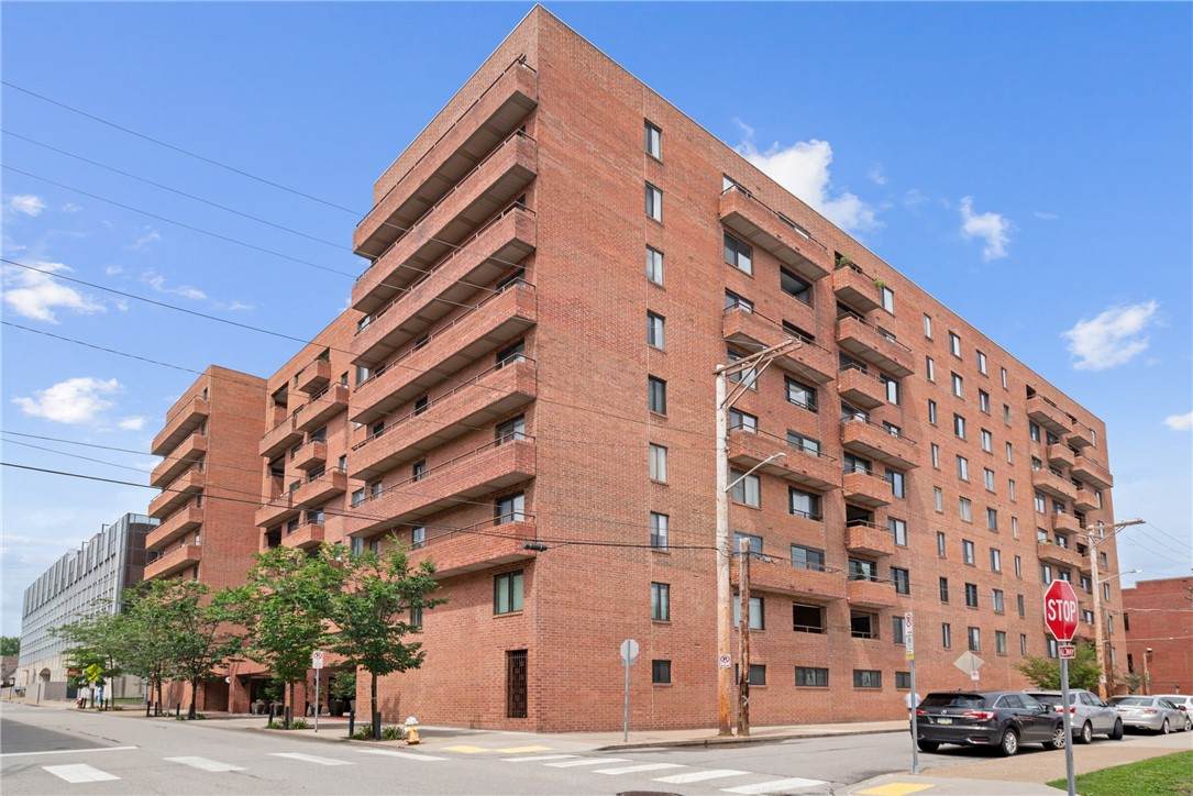 307 Dithridge St - Photo 1