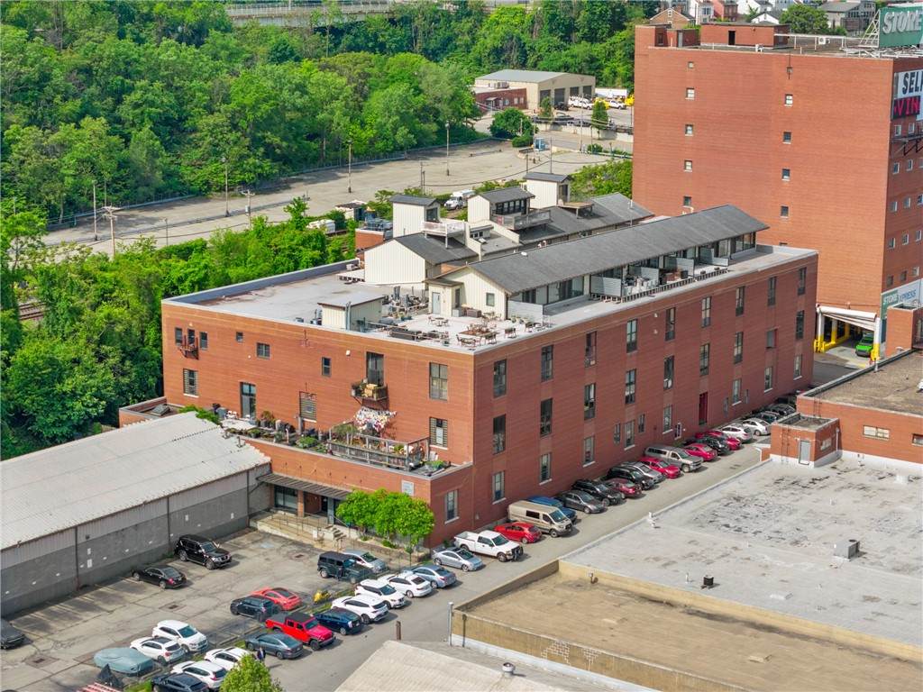 2250 Mary Street - Photo 1