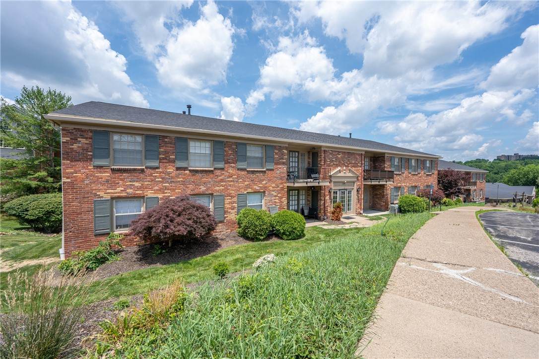 1230 Chatham Park Drive - Photo 1