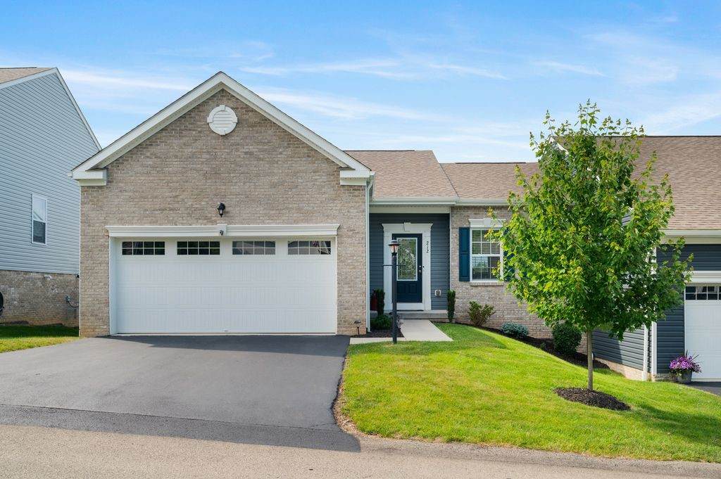 212 Olivia Dr - Photo 1