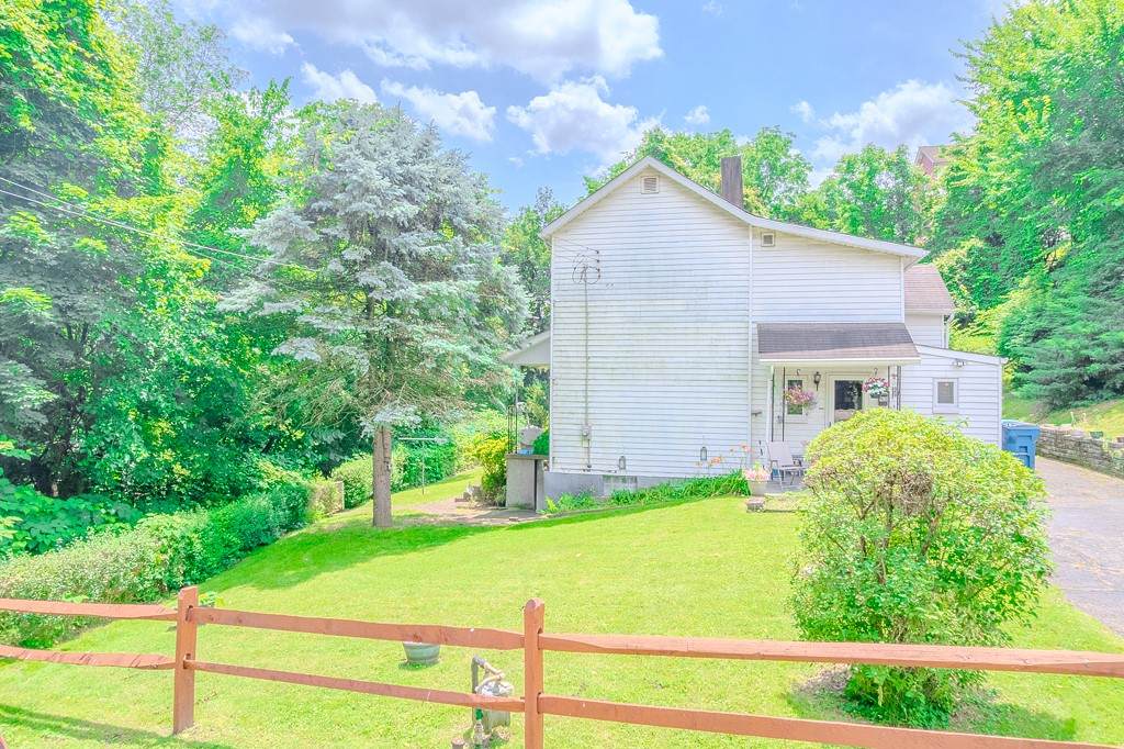 93 Semmens St - Photo 1