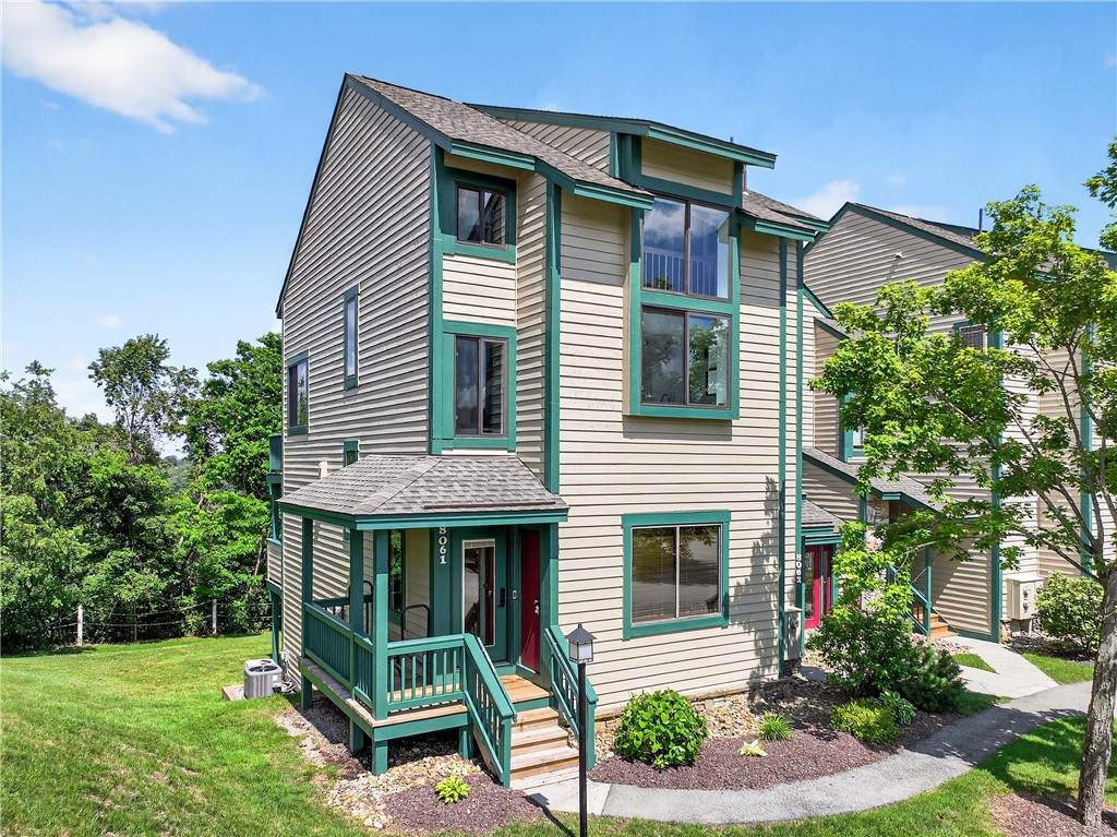 8061 Meadowridge Drive - Photo 1