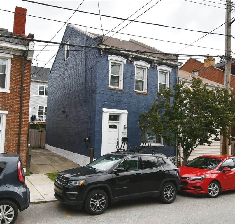 1817 Sidney St - Photo 1