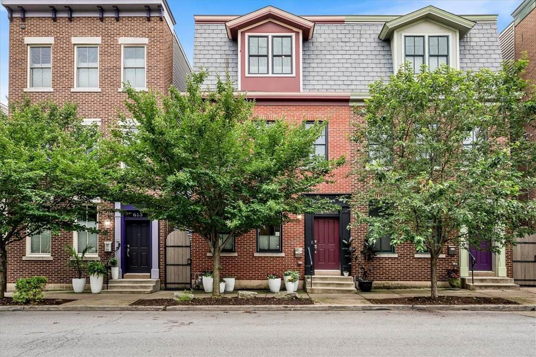 611 Suismon Street - Photo 1